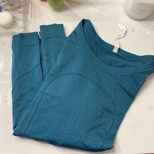 Lululemon | EUC long sleeve shirt / 4